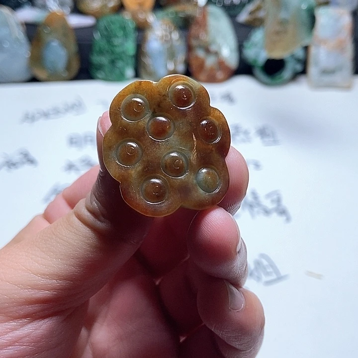 翡翠未镶嵌颈饰翡翠a货
