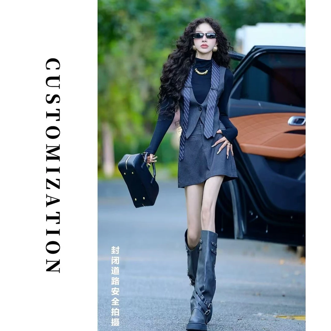 2025秋款短裙套装上衣搭配马甲假两件搭配短裙套装8671