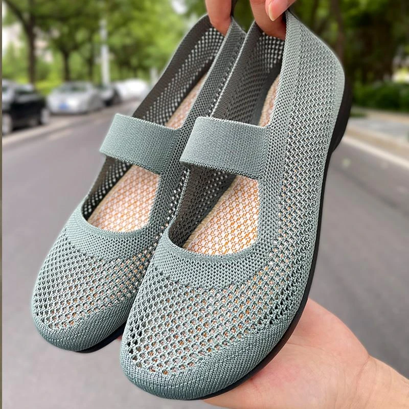 凉鞋女款妈妈夏季中老年人舒适不累脚防滑软底老人鞋老北京布鞋女