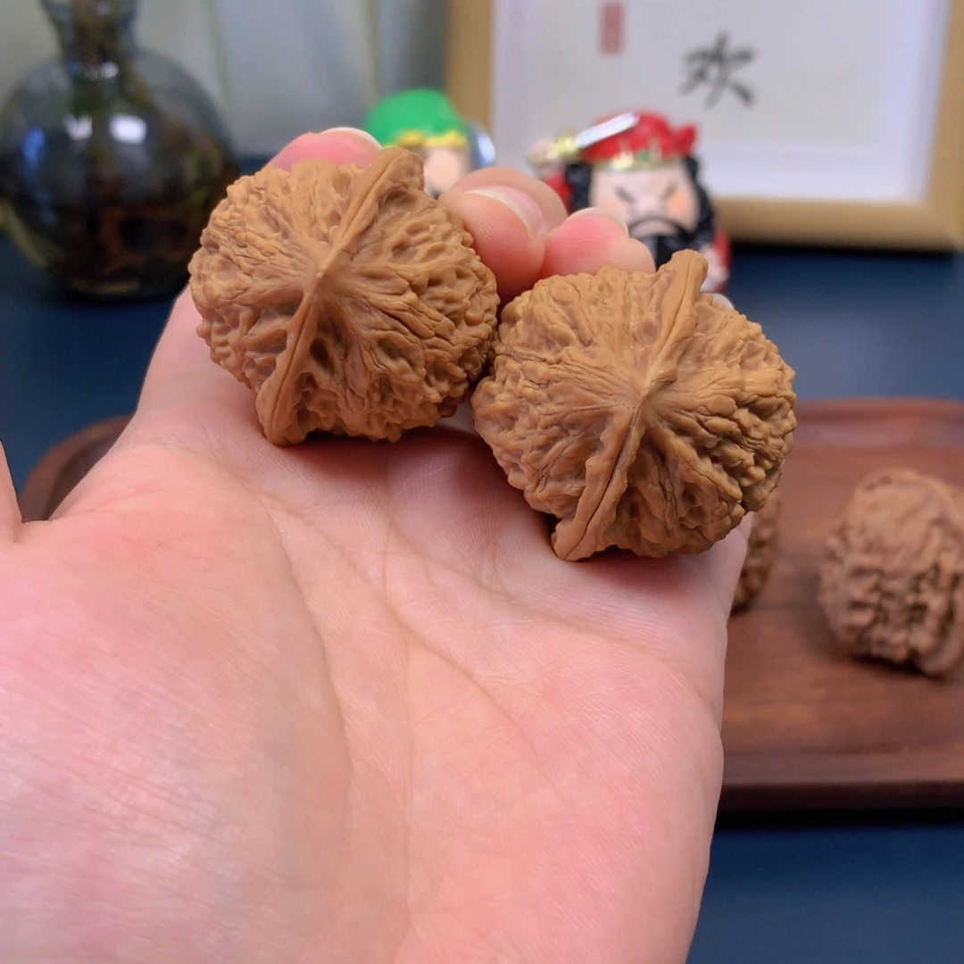 文玩核桃把件金牛39尺