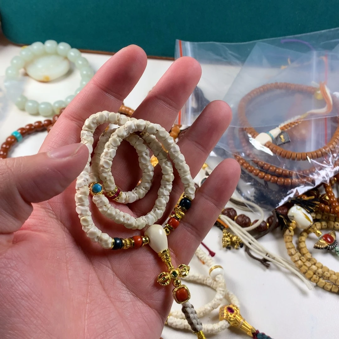 吊坠星月菩提。。。。。。。。。。