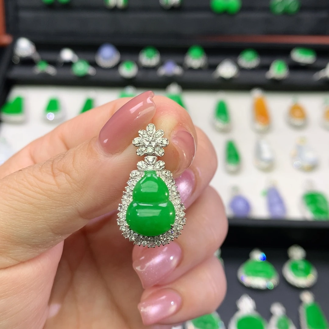 翡翠18K金镶嵌吊坠(不含链)