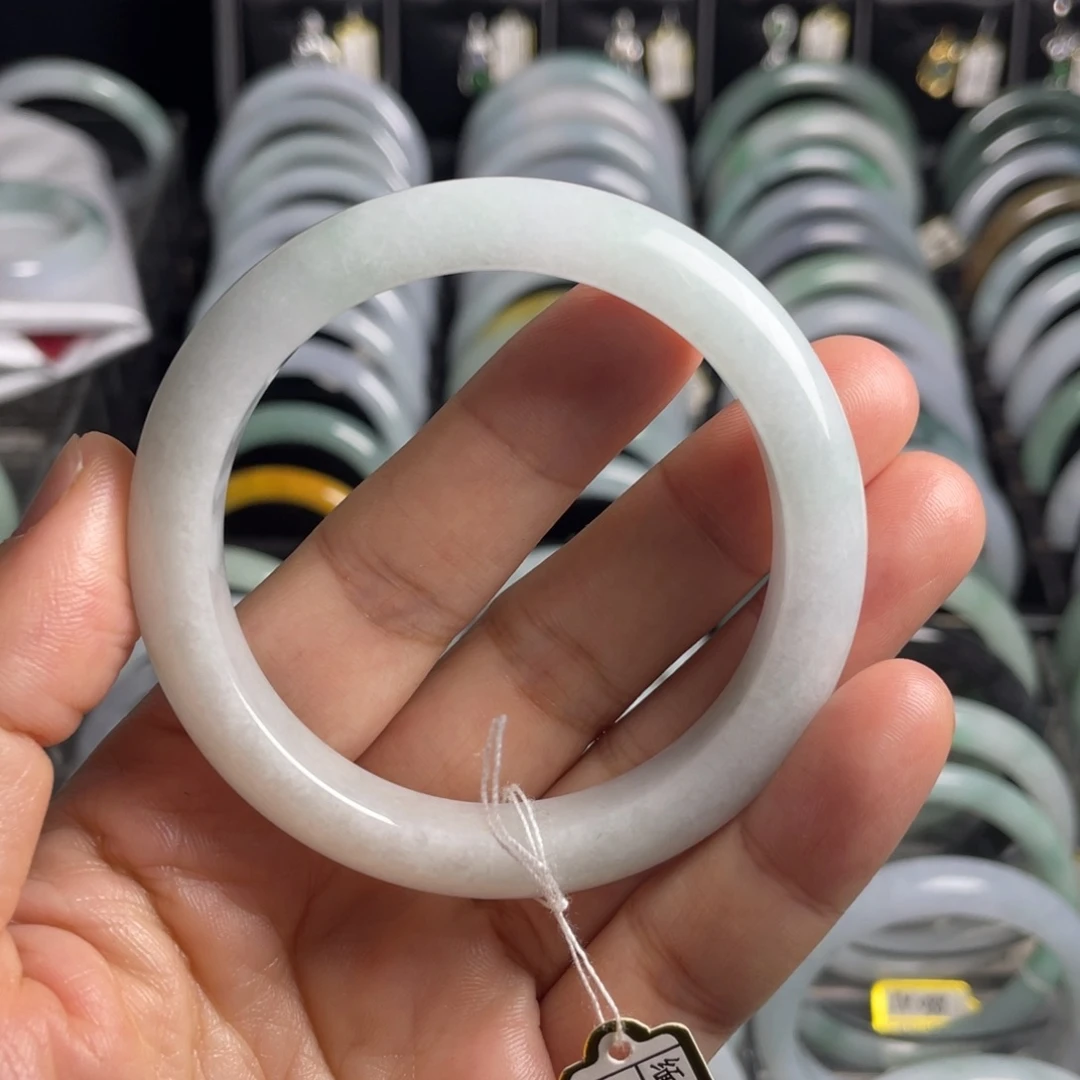 翡翠未镶嵌手镯手镯