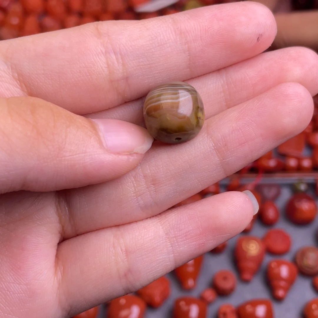 南红玛瑙配饰13未镶嵌?**?