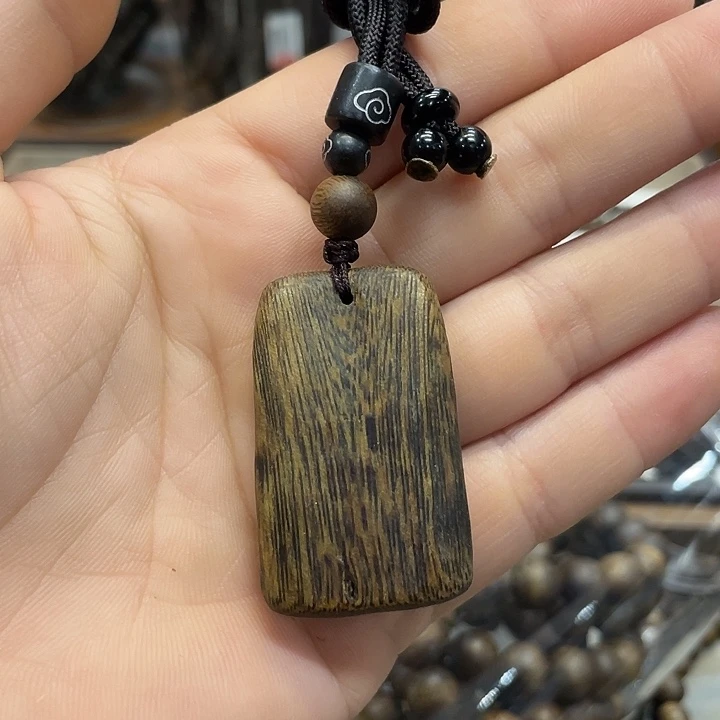 沉香吊坠奇楠挂件红油老料