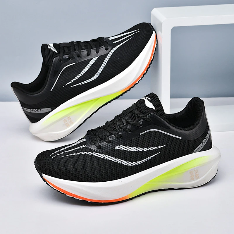 跑鞋碳板回弹透气男士休闲竞速软底减震清凉跑步鞋时尚潮流跑步鞋