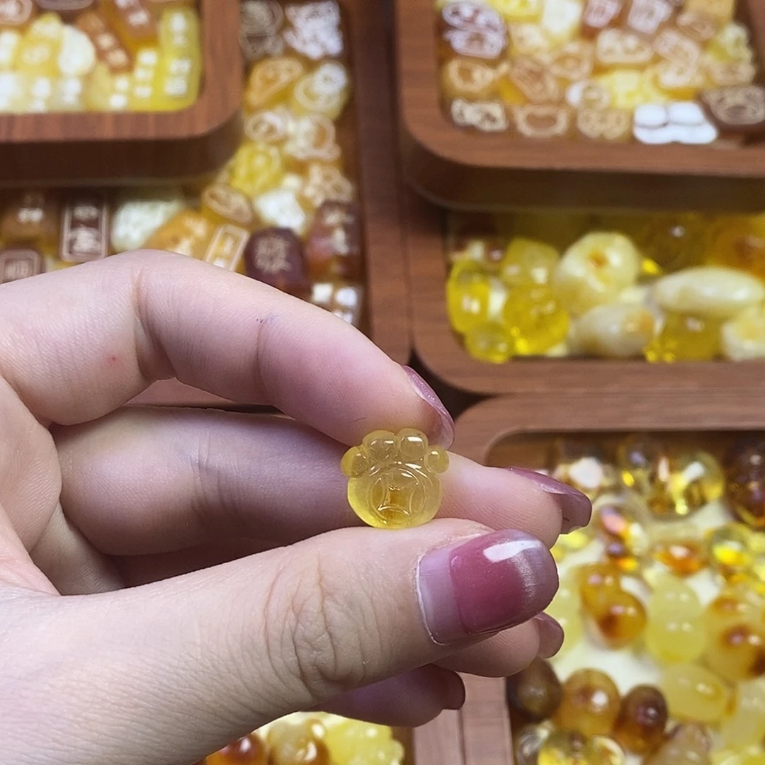 琥珀未镶嵌珠宝奇石猫爪