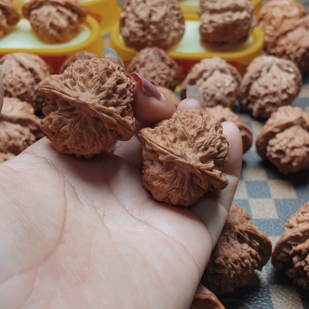 桃核把件全品河豚核桃