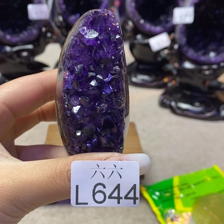 大型摆件（非配饰）未镶嵌水晶摆件