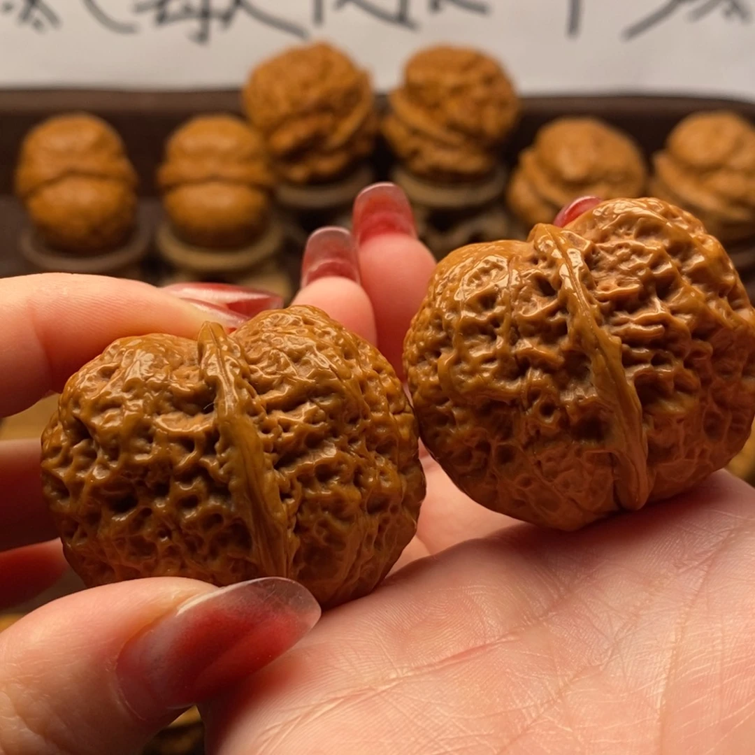 文玩核桃把件42罗汉翘臂