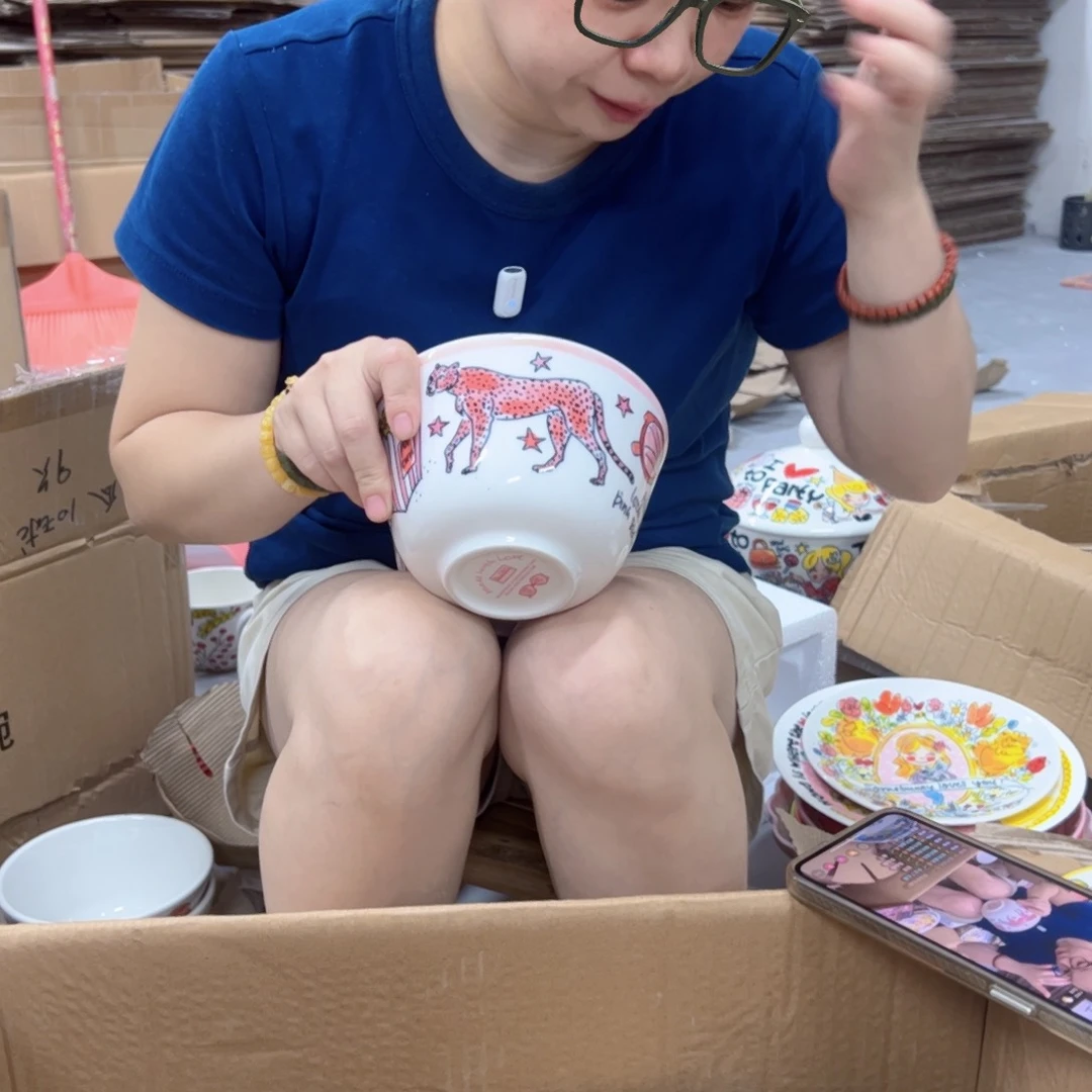 老姊妹家瓷器好漂亮粉红豹