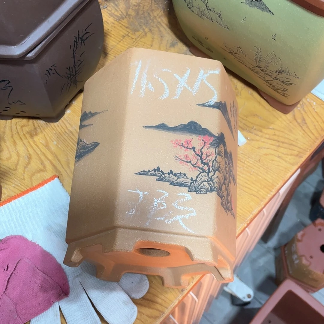 紫砂和****。天心紫砂手工花盆