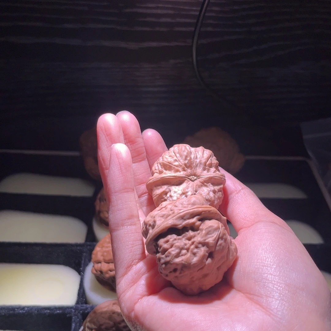 荣***9大叶紫檀（黑酸枝木类）蛤蟆