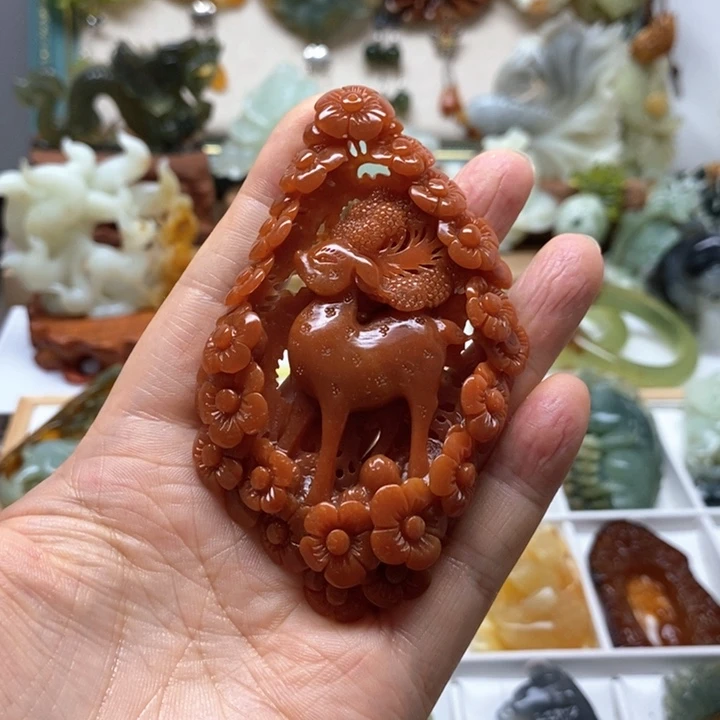 未镶嵌蛇纹石玉颈饰炸宝*