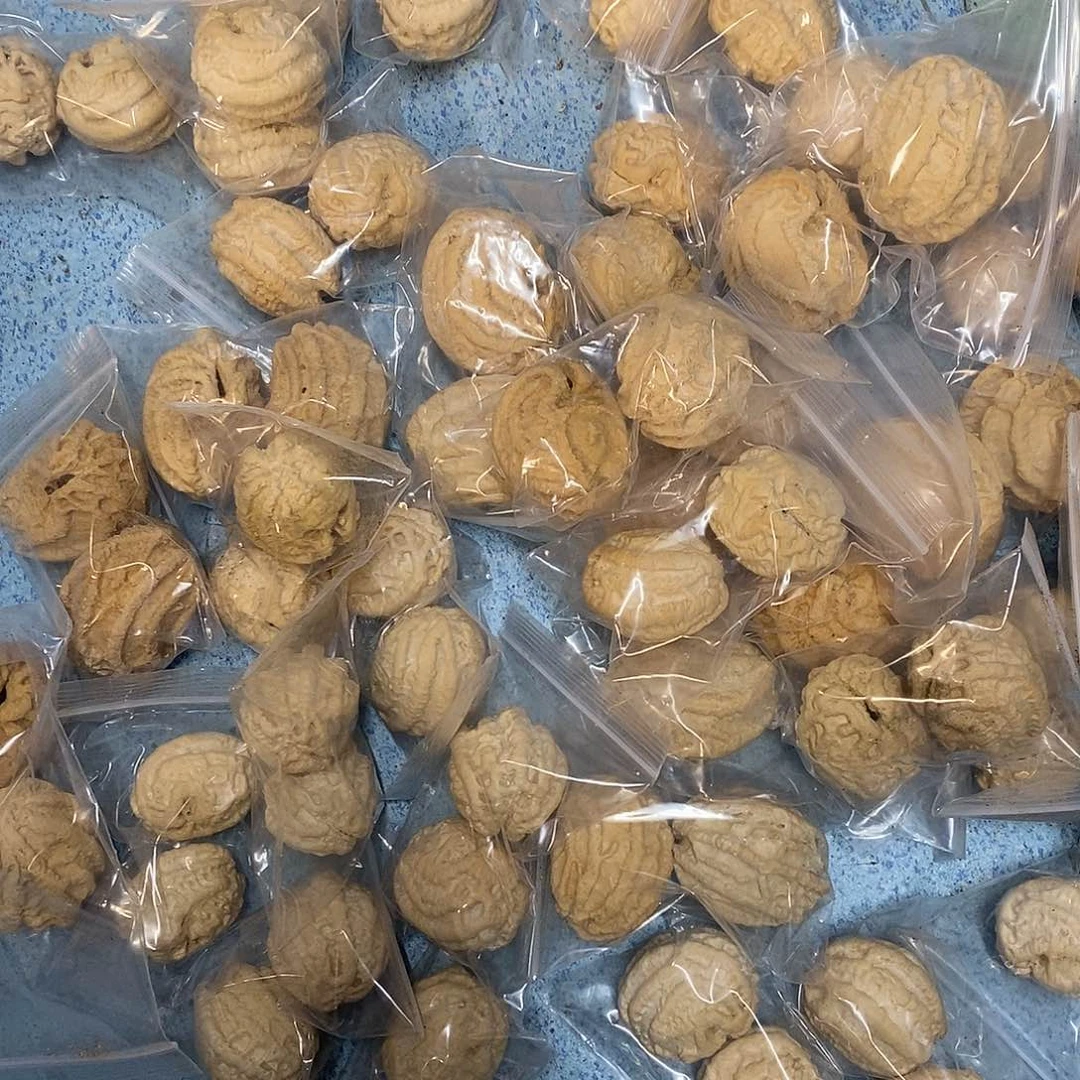 吊坠橄榄核乾坤鬼脸练手对发三对25元