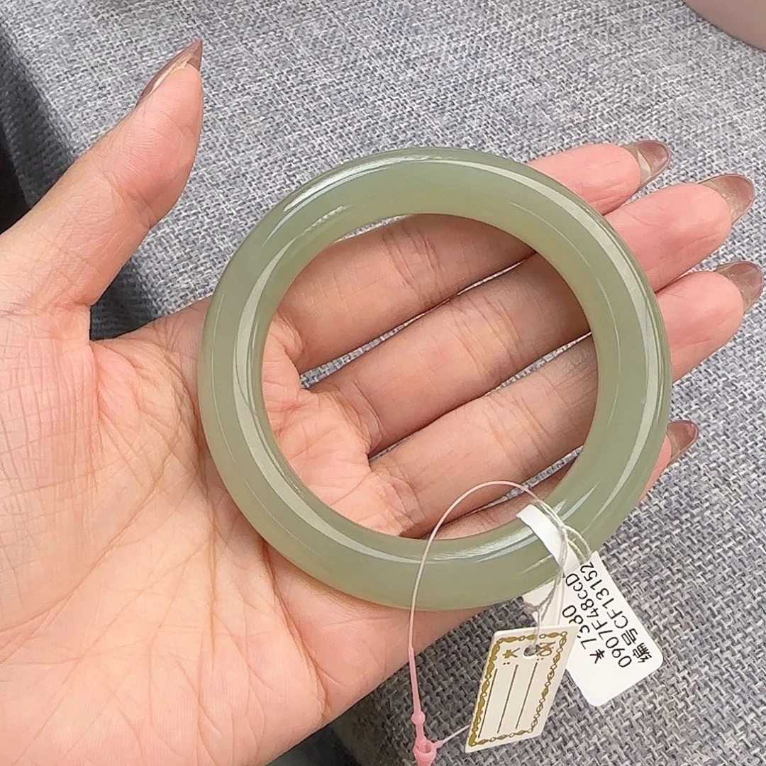 未镶嵌手镯和田玉大胖圆57