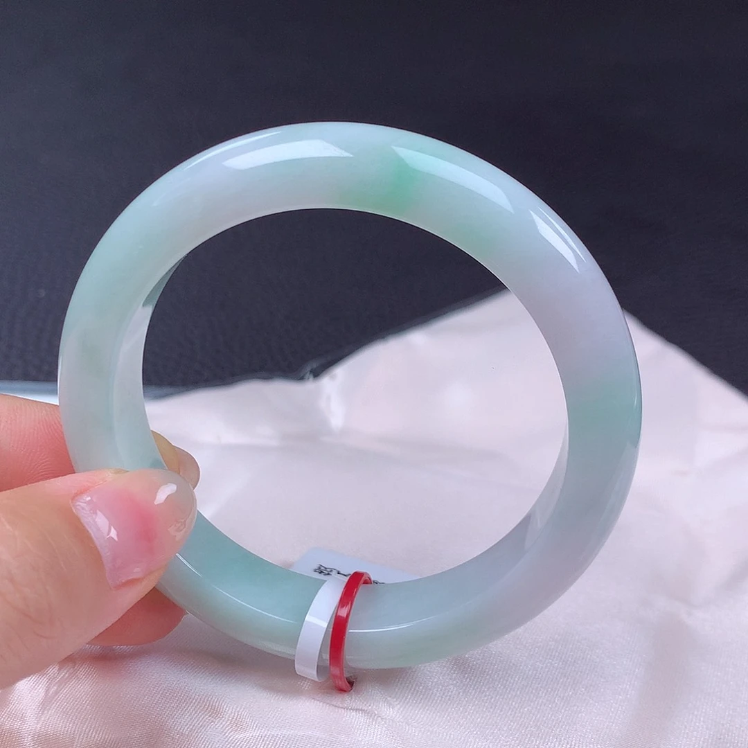 翡翠手镯未镶嵌55圈口438017