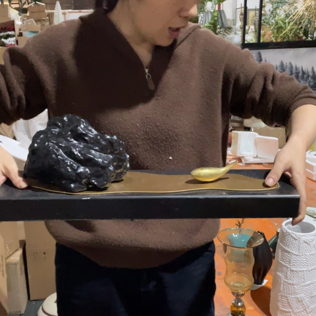 陶瓷花瓶，部分微瑕