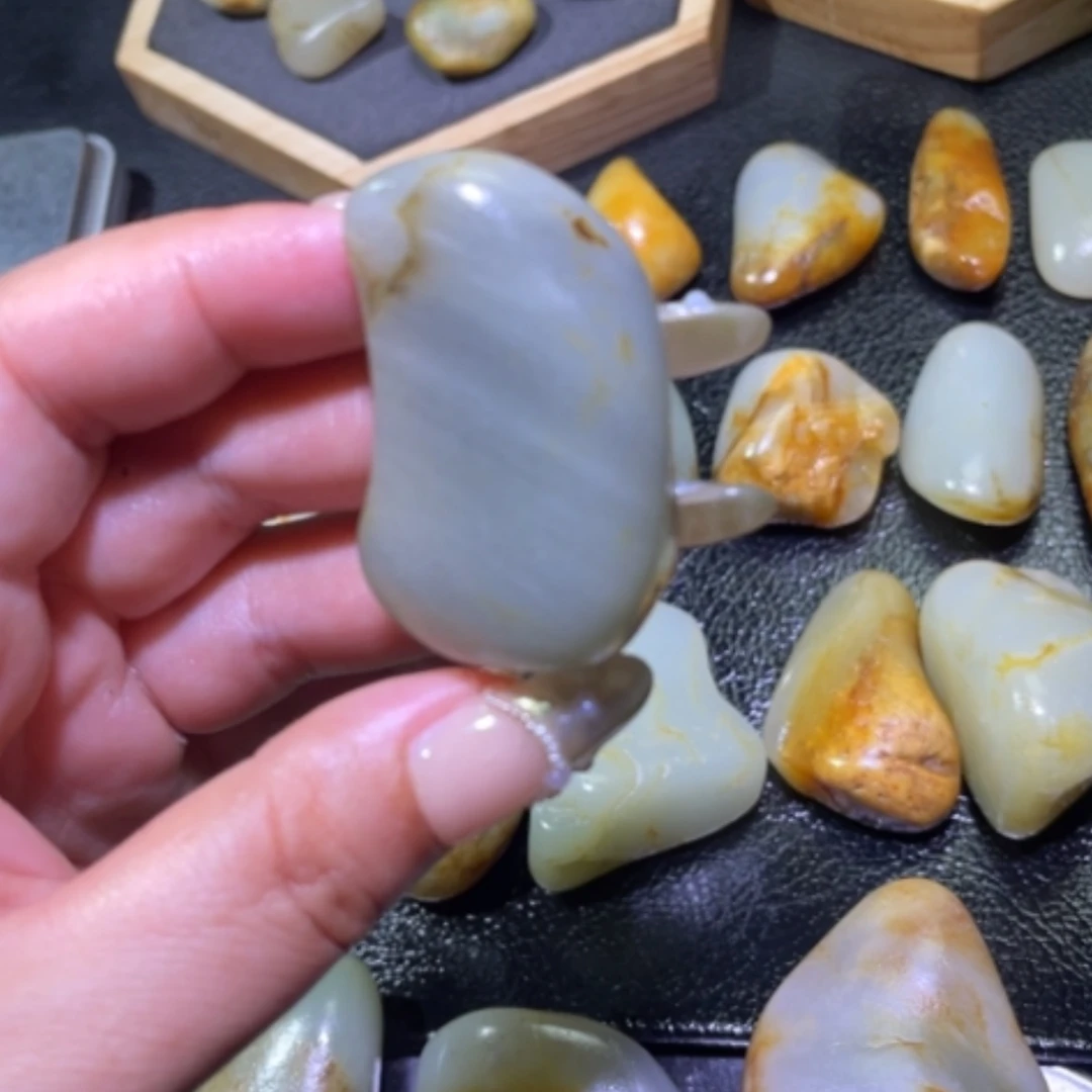 【闪购商品】和田玉未镶嵌颈饰