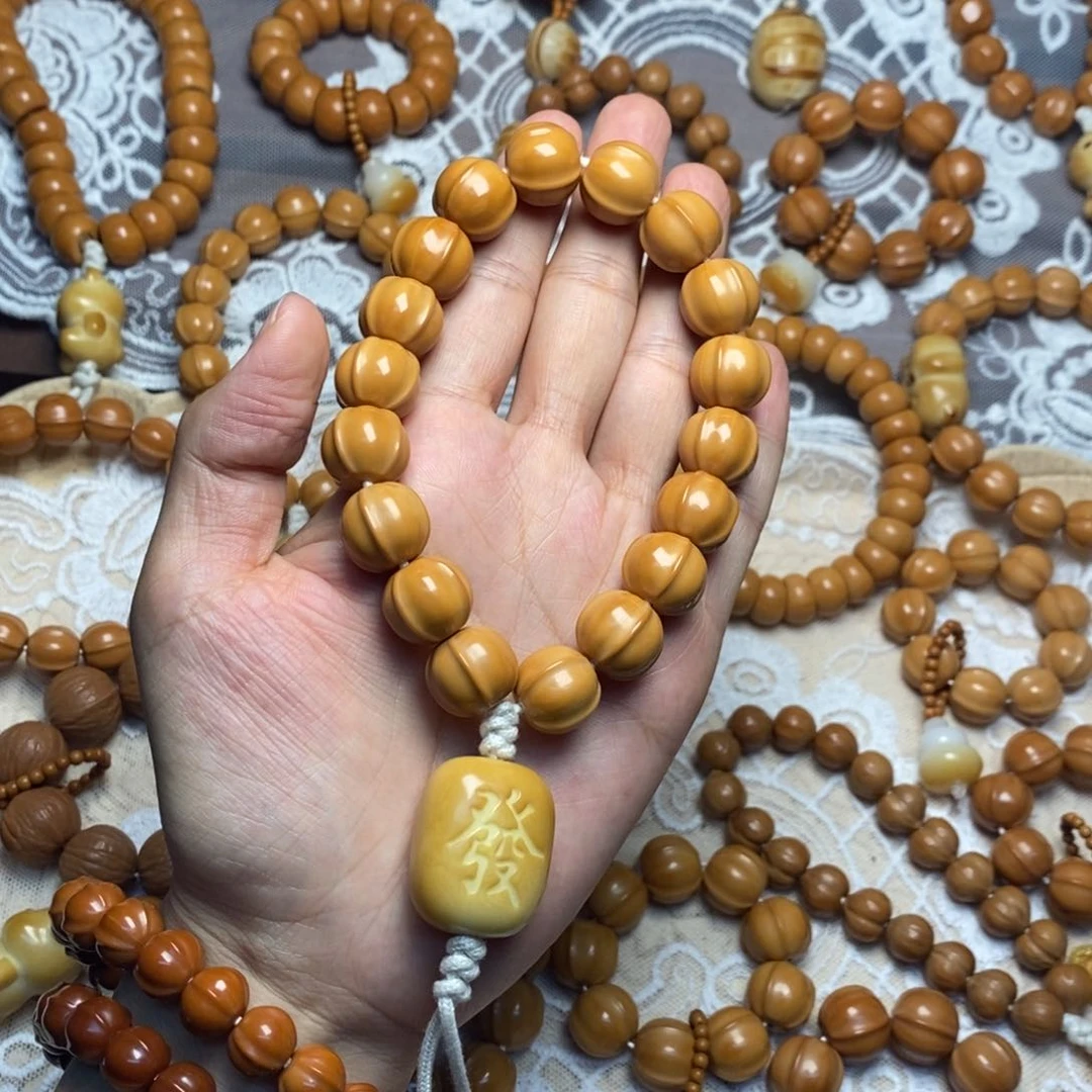 吊坠猴头核桃鲨鱼手持发