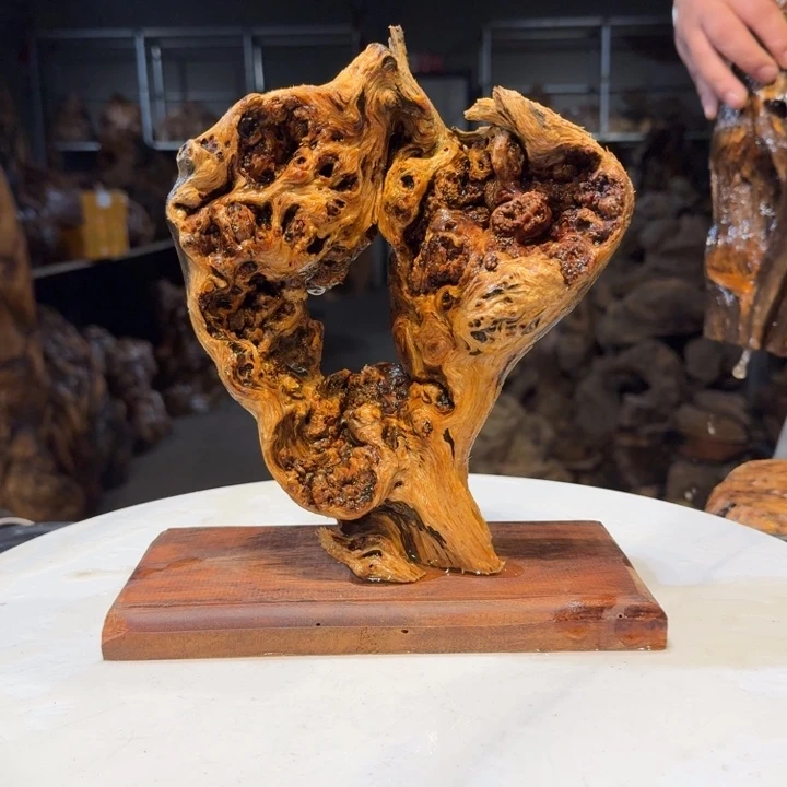 木w*王一刀琥珀木27