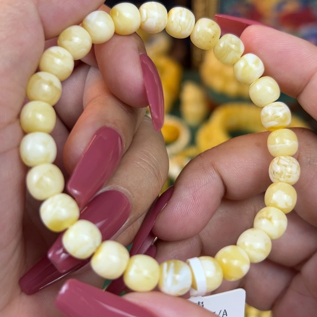 未镶嵌琥珀珠宝奇石