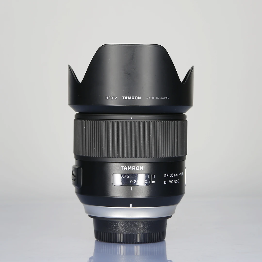 99新 Tamron/腾龙 AF 35 F1.8  防抖镜头人文风光高解析度扫街用