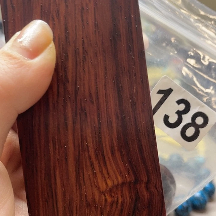 微凹黄檀（南美大红酸枝）