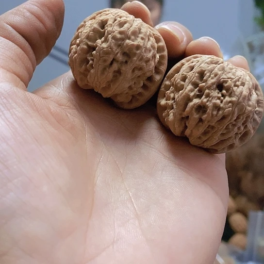 【闪购商品】把件文玩核桃36.5闷尖石墩小众