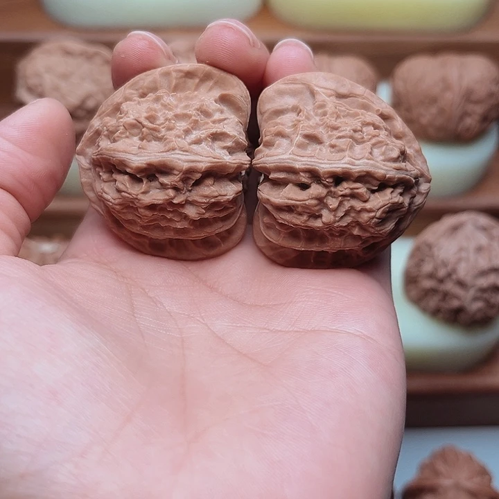 吊坠桃核三角白40全品