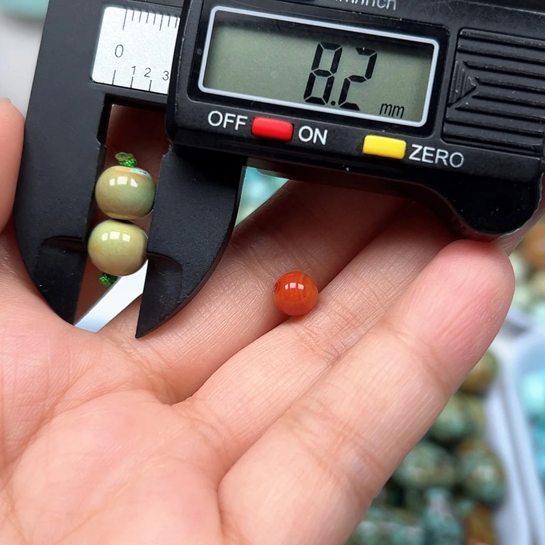 南红玛瑙未镶嵌珠宝奇石
