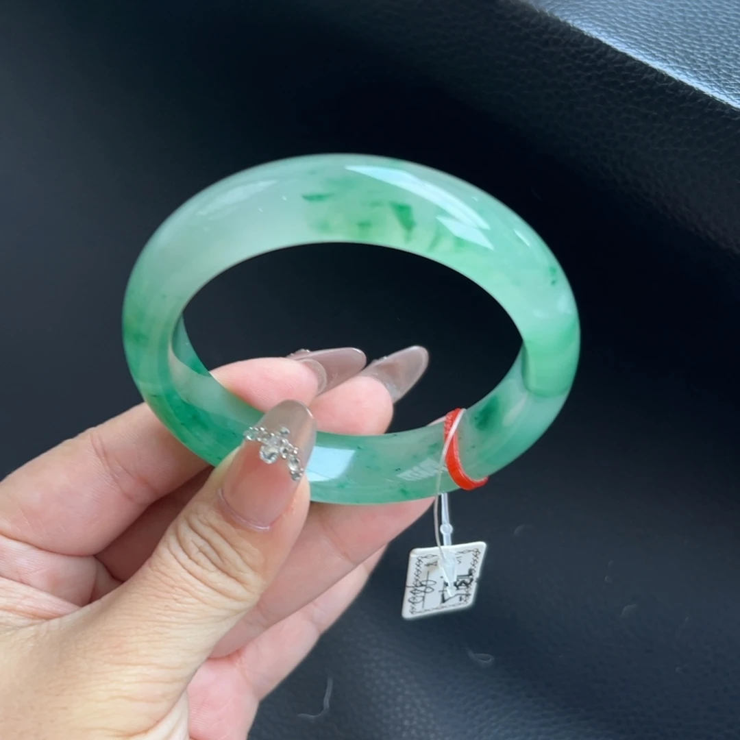 石英质玉未镶嵌手镯57