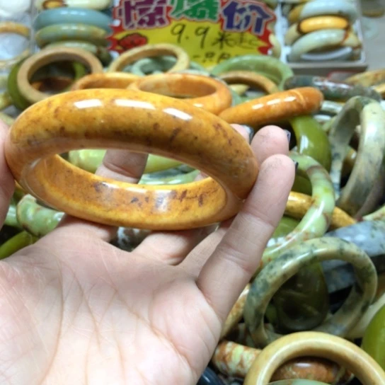 未镶嵌蛇纹石玉手镯書*