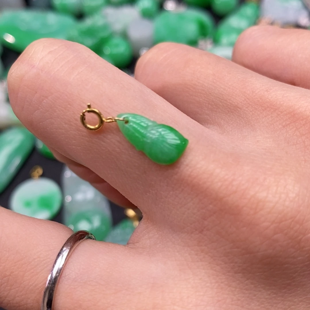 翡翠颈饰18K金镶嵌翡翠