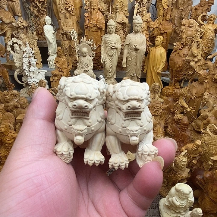 柏木（崖柏）狮子摆件