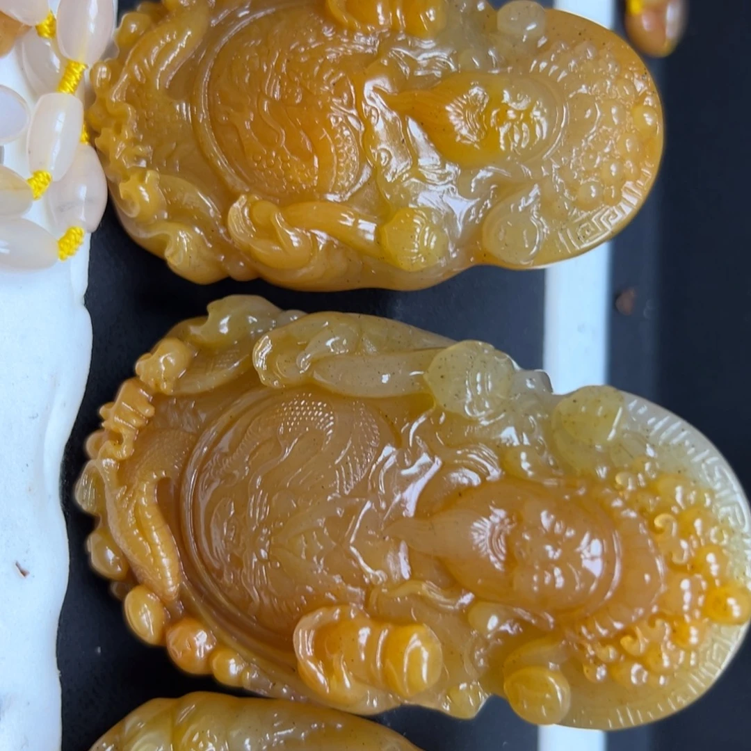 石英质玉（黄龙玉）未镶嵌黄龙玉