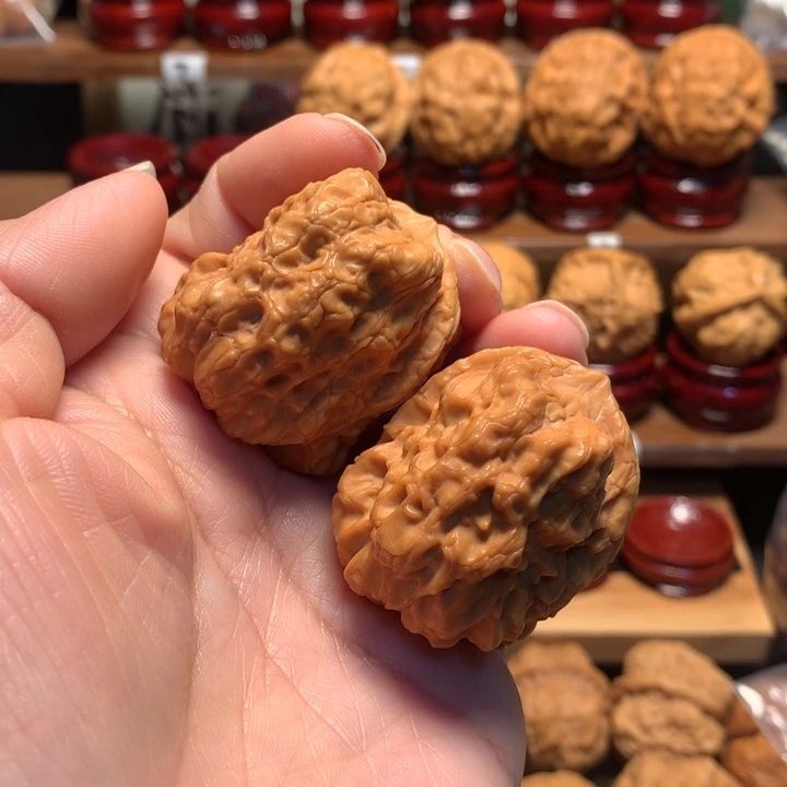 桃核吊坠至尊龙甲40尺寸