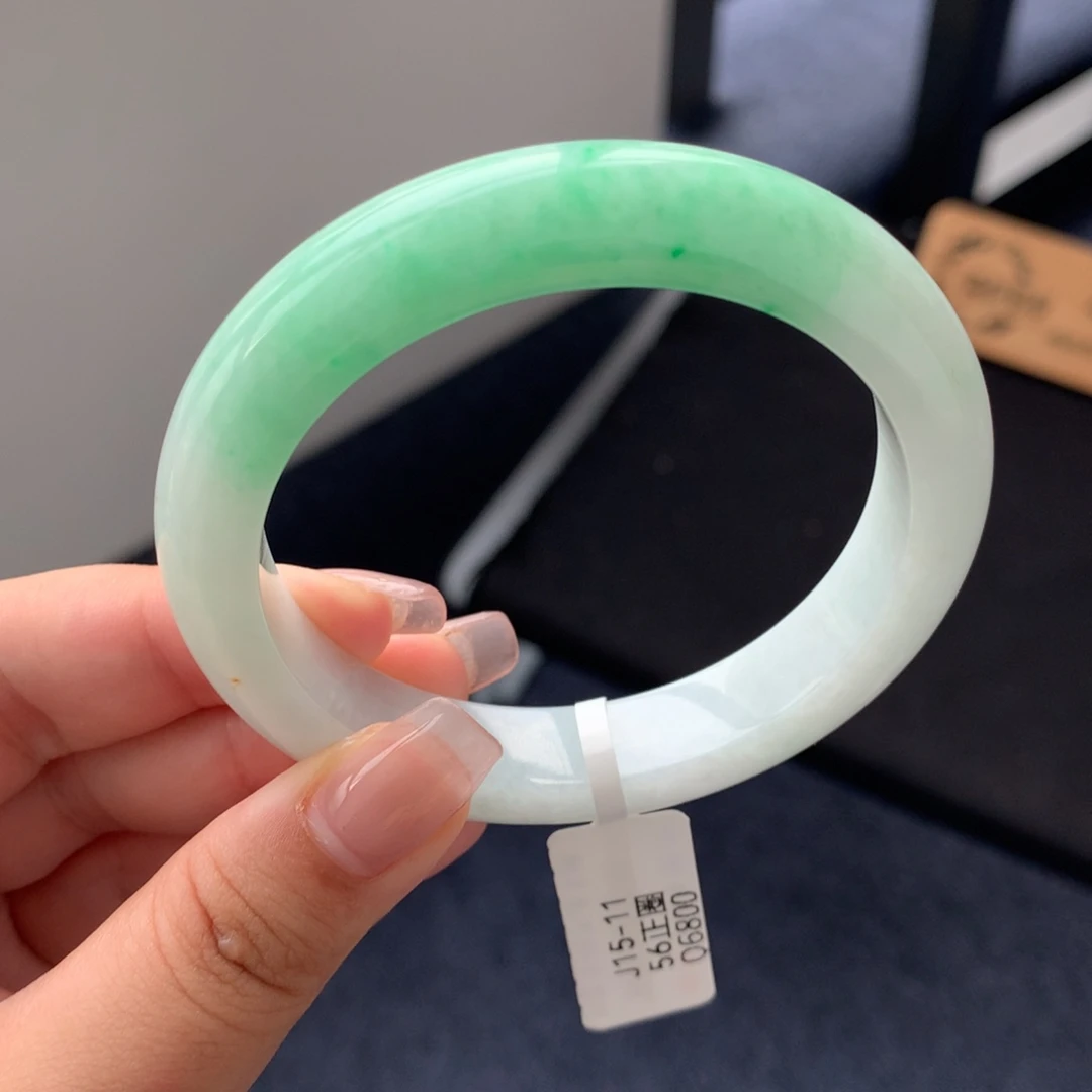 翡翠手镯未镶嵌10 56飘阳绿白底青万内强推