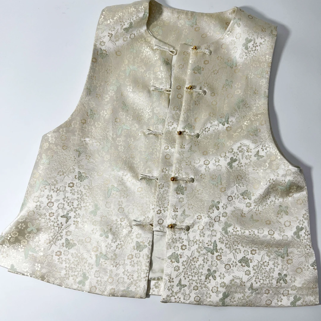 老板娘私服自留2025新中国风马甲女