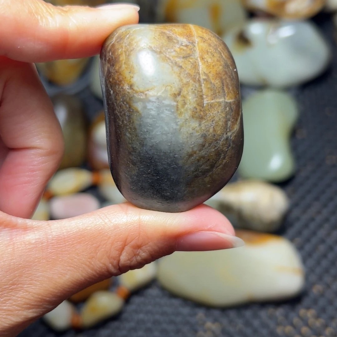 未镶嵌和田玉挂件A75