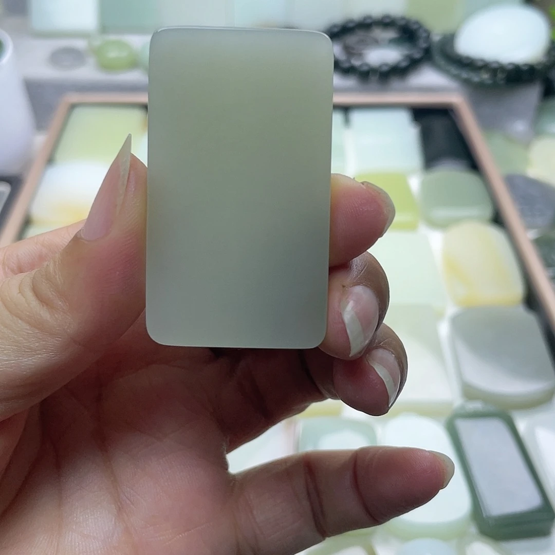 和田玉（糖玉）未镶嵌颈饰明**好