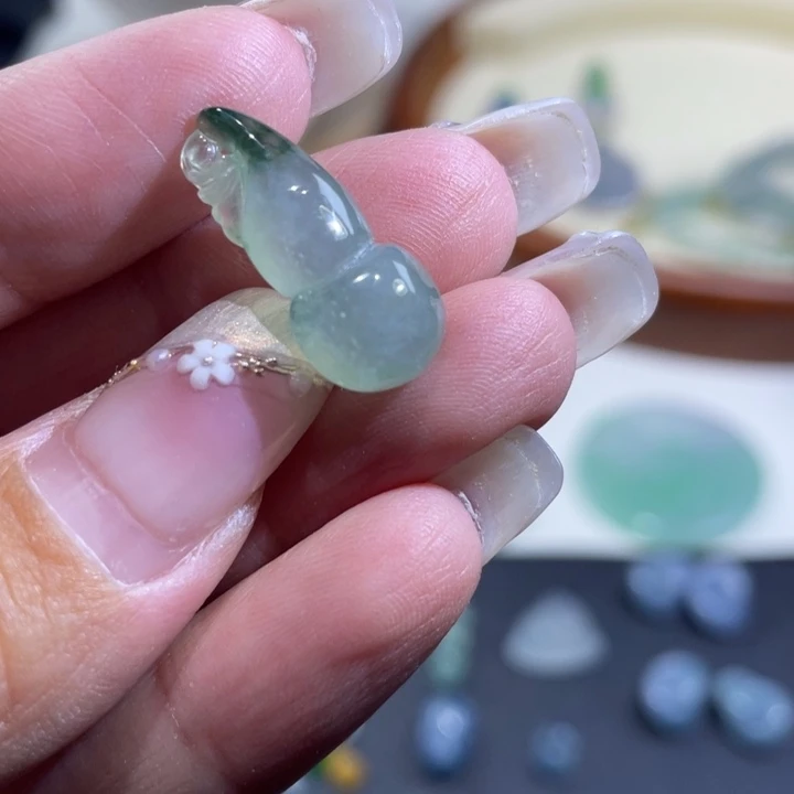 颈饰未镶嵌翡翠葫芦