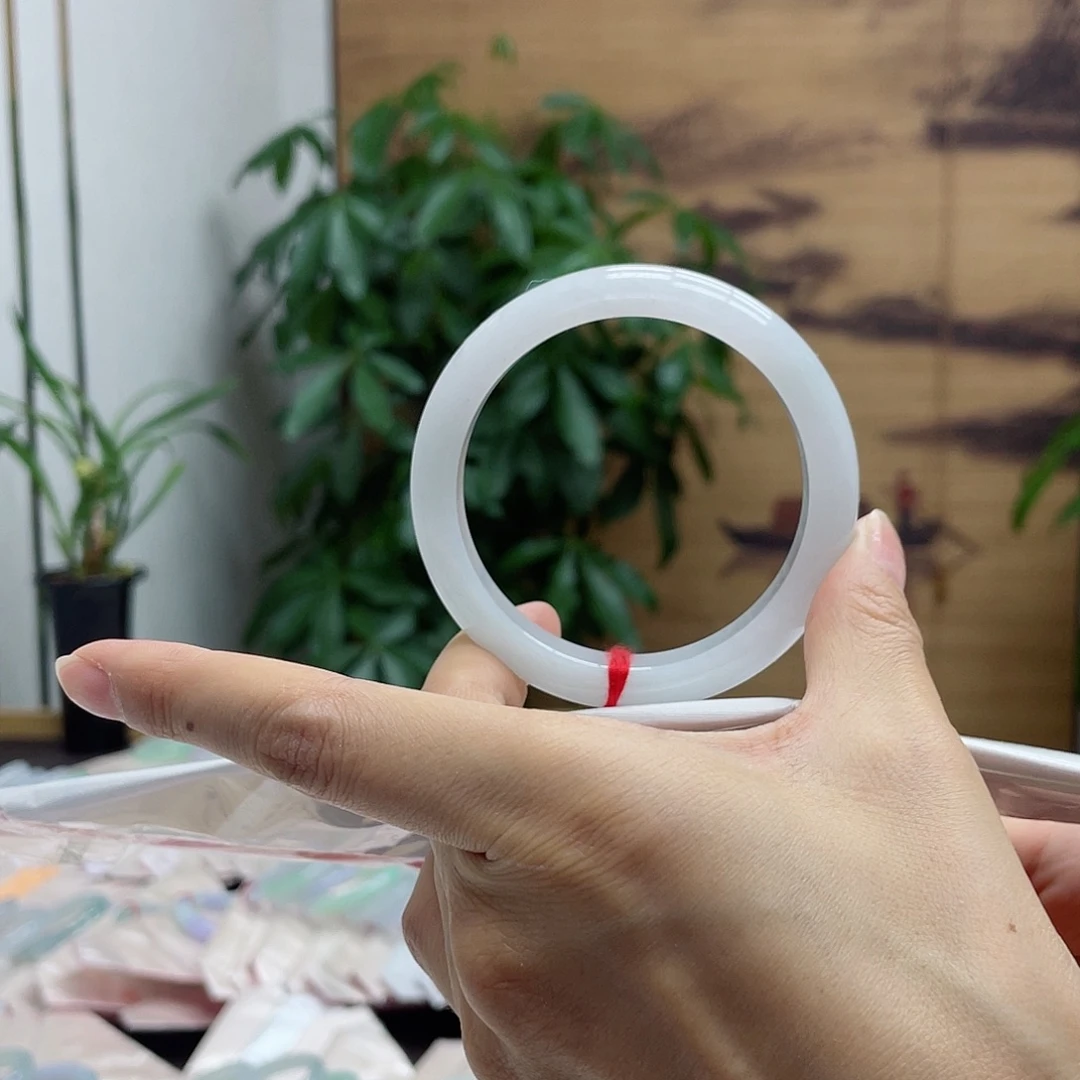 翡翠未镶嵌手镯翡翠