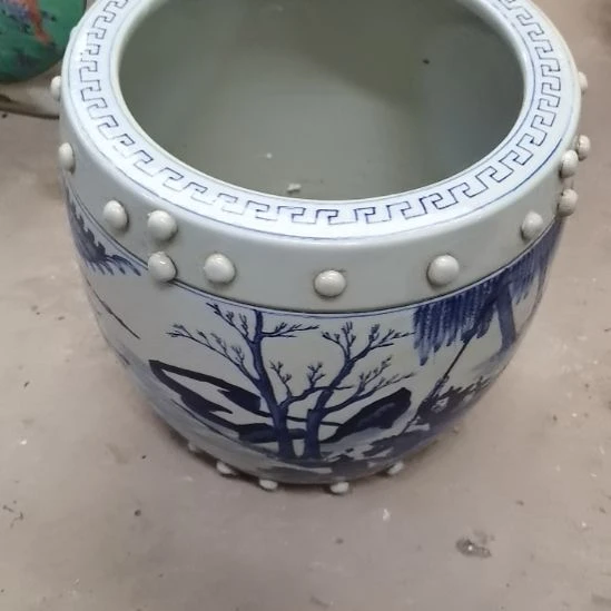 瓷片玩玩具枪毙吧热热的