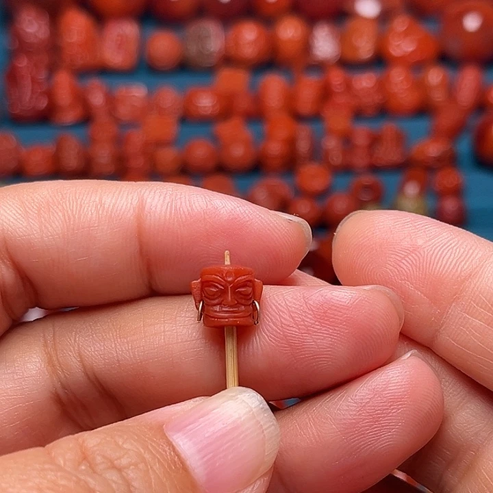 未镶嵌配饰南红玛瑙三星推7.6mm