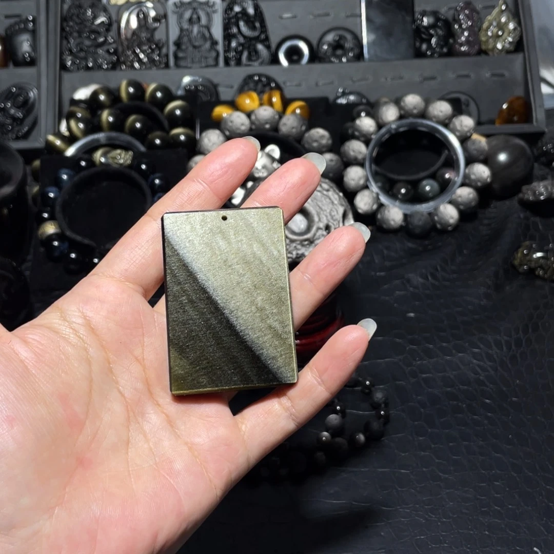 再***难黑曜岩未镶嵌珠宝奇石