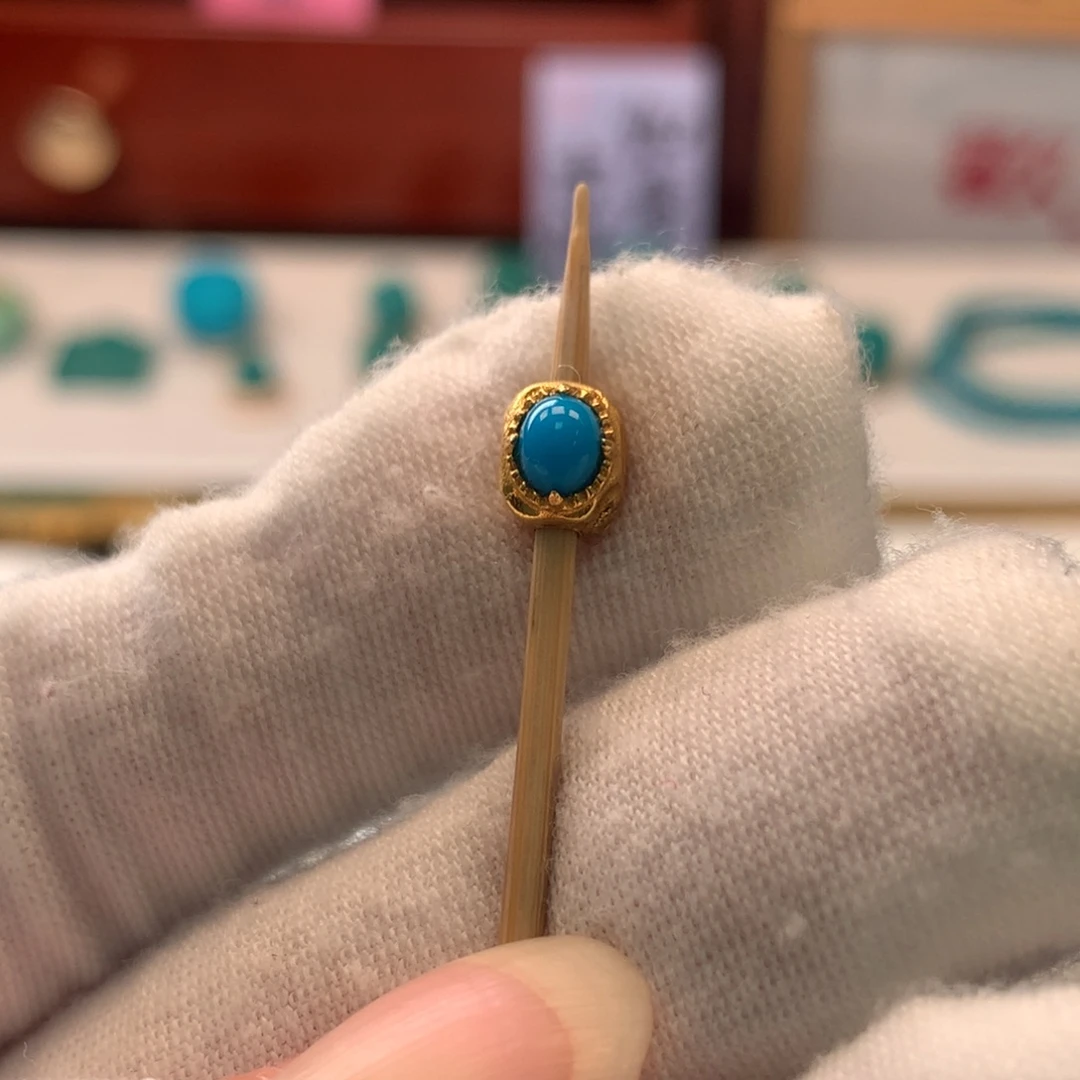 绿松石18K金镶嵌配饰j