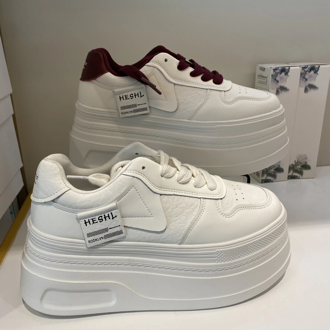 80666【25秋季新品】厚底真皮白色百搭韩版休闲板鞋