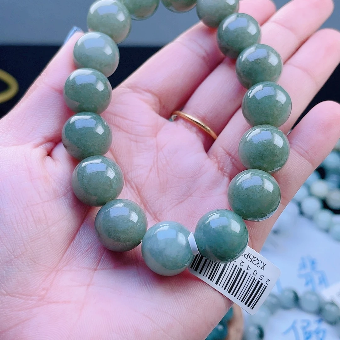 定制翡翠未镶嵌珠串