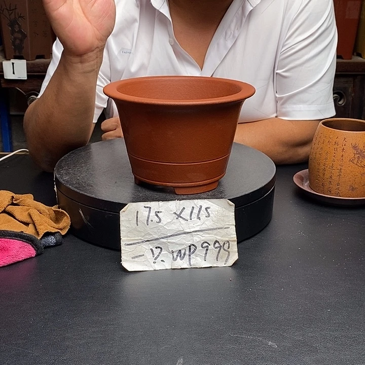 紫砂花盆货号一只WP555